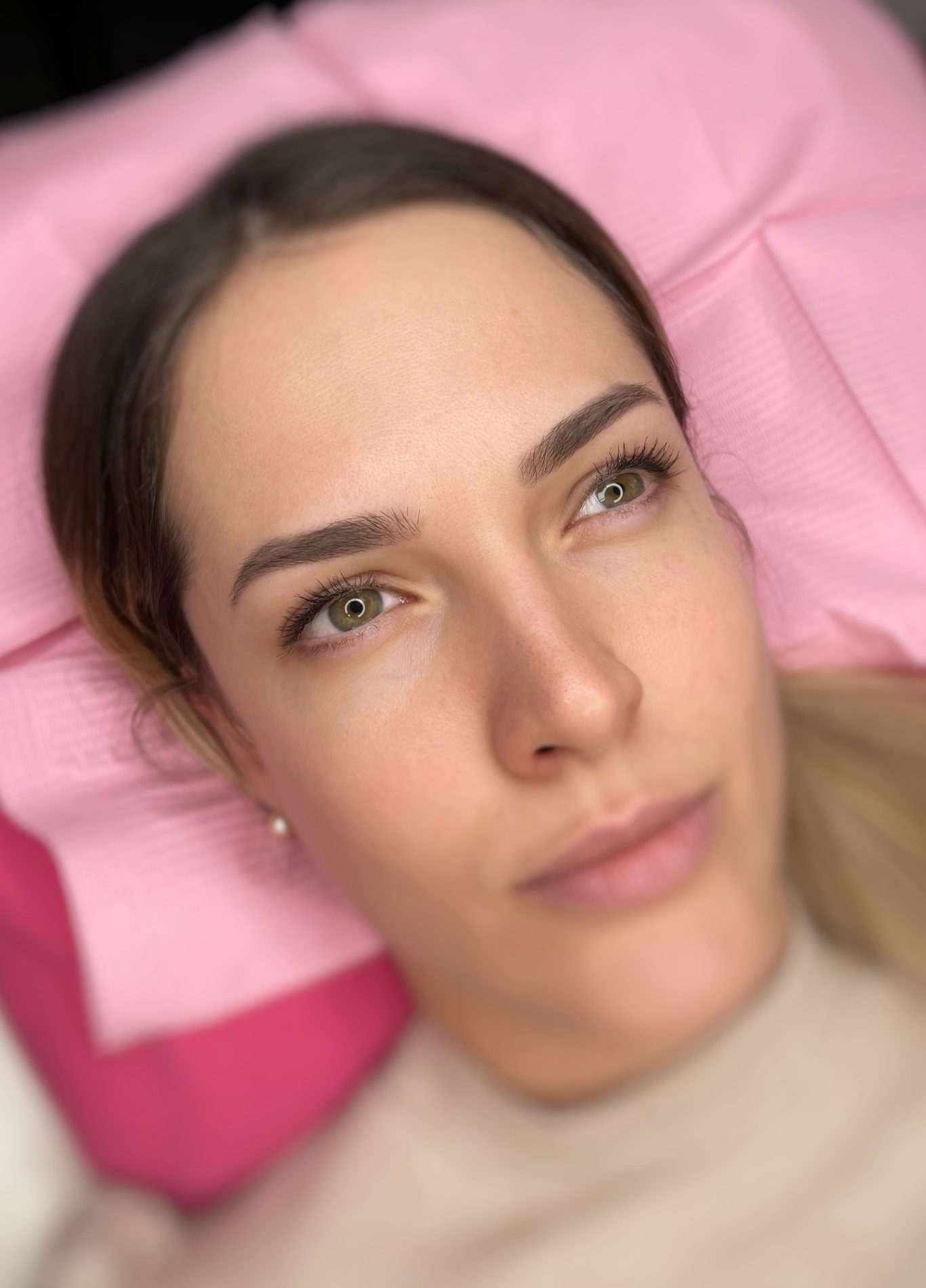 Verheilte Powderbrows nach 1. Behandlung